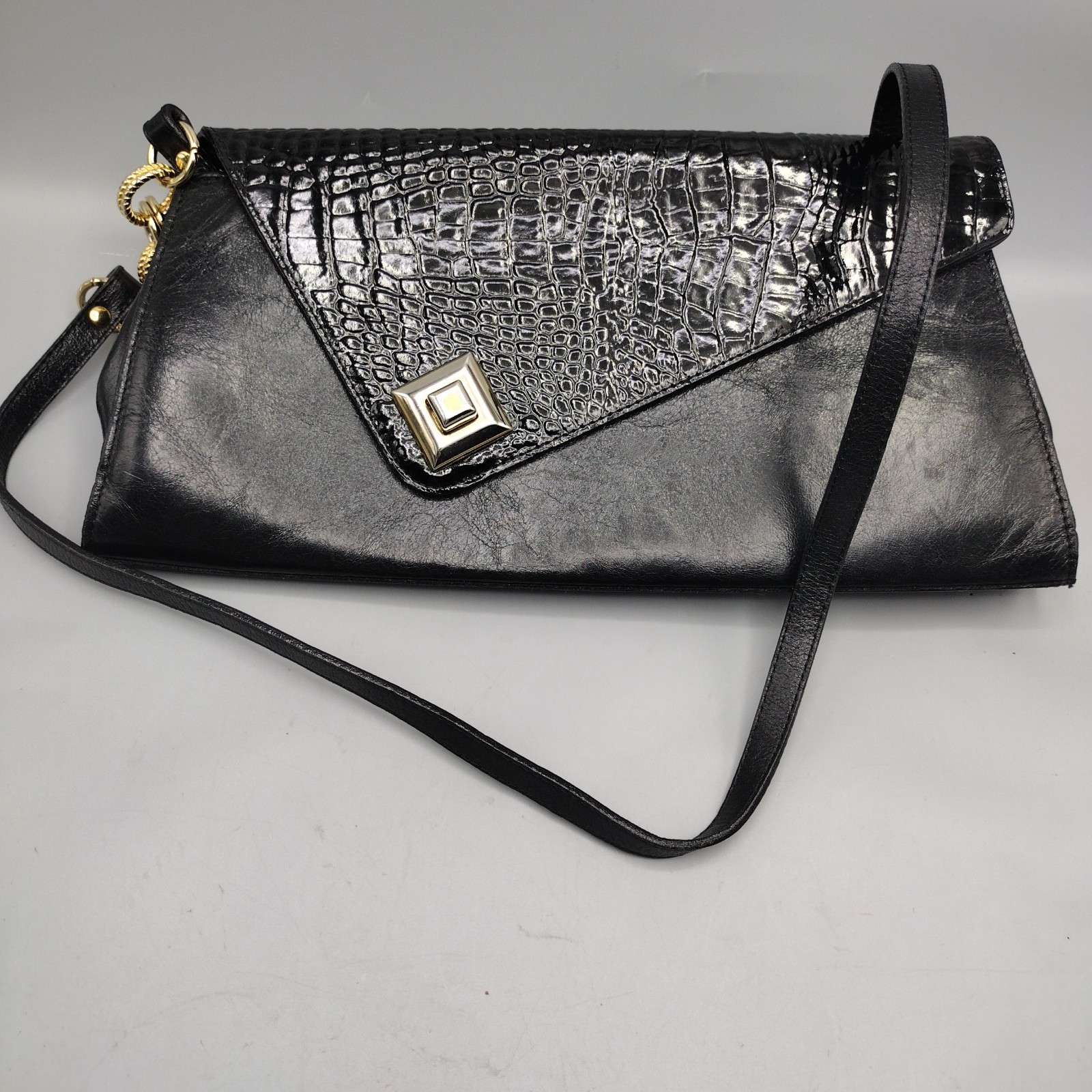 Mattioli Black Medium Used Crocodile Style Bag Magnet Closure Gold Hardwear 12″