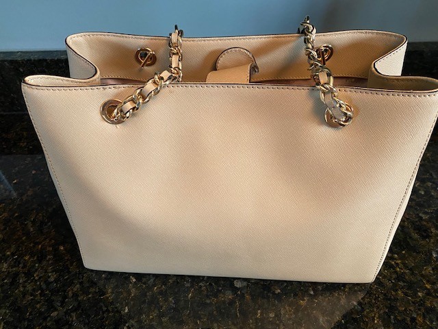 Michael Kors Large Susannah Saffiano Leather Shoulder Bag in Fawn