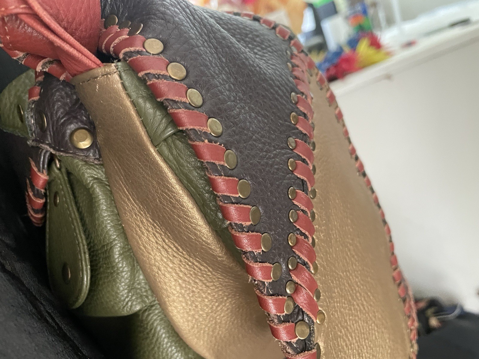 Women’s Colorblock Shoulder Bag Green/Brown/Tan/Red, Zip, Gold Hardware