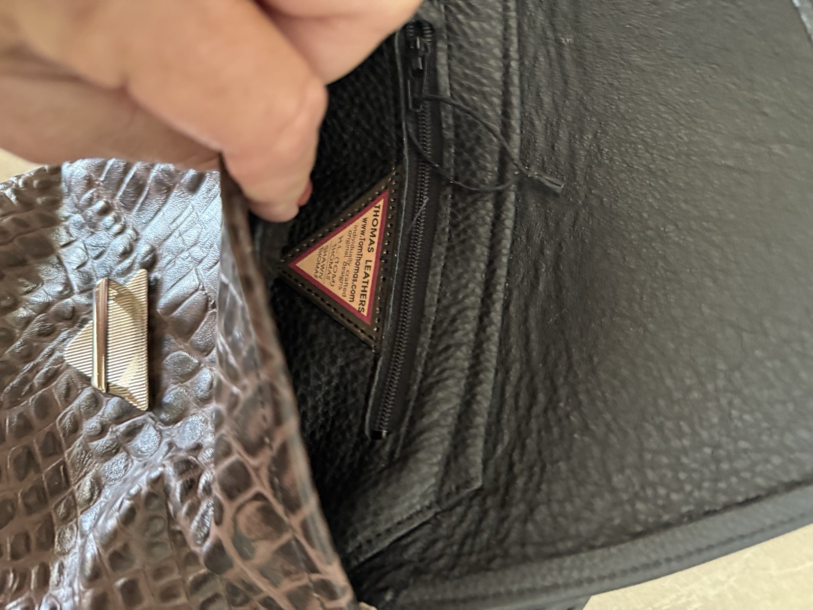 thomas leathers asymetrical triangular leather handmade crossbody purse bag