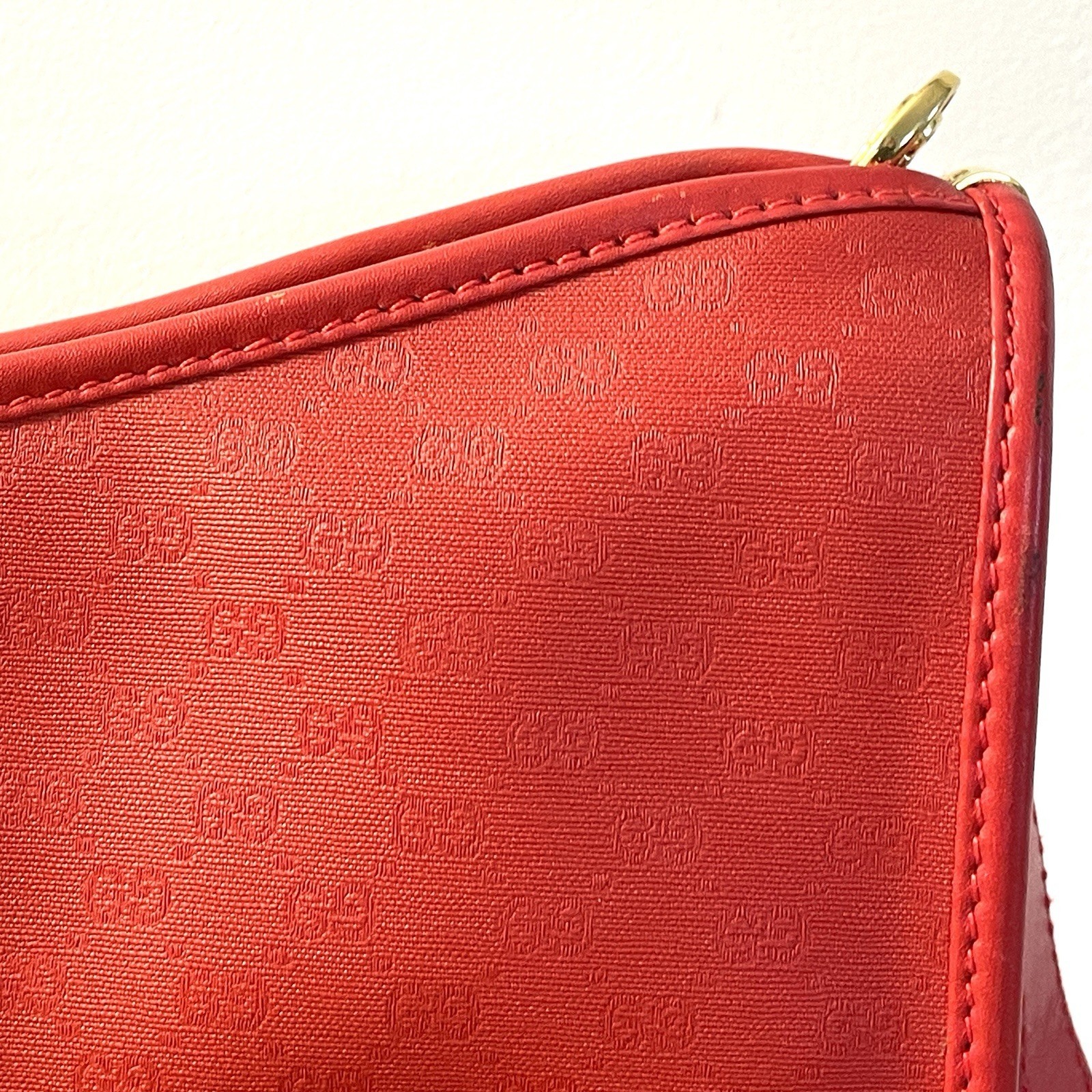 GUCCI Collector Accessory Collection Bag, Red Microguccissima GG, 1970s-80s