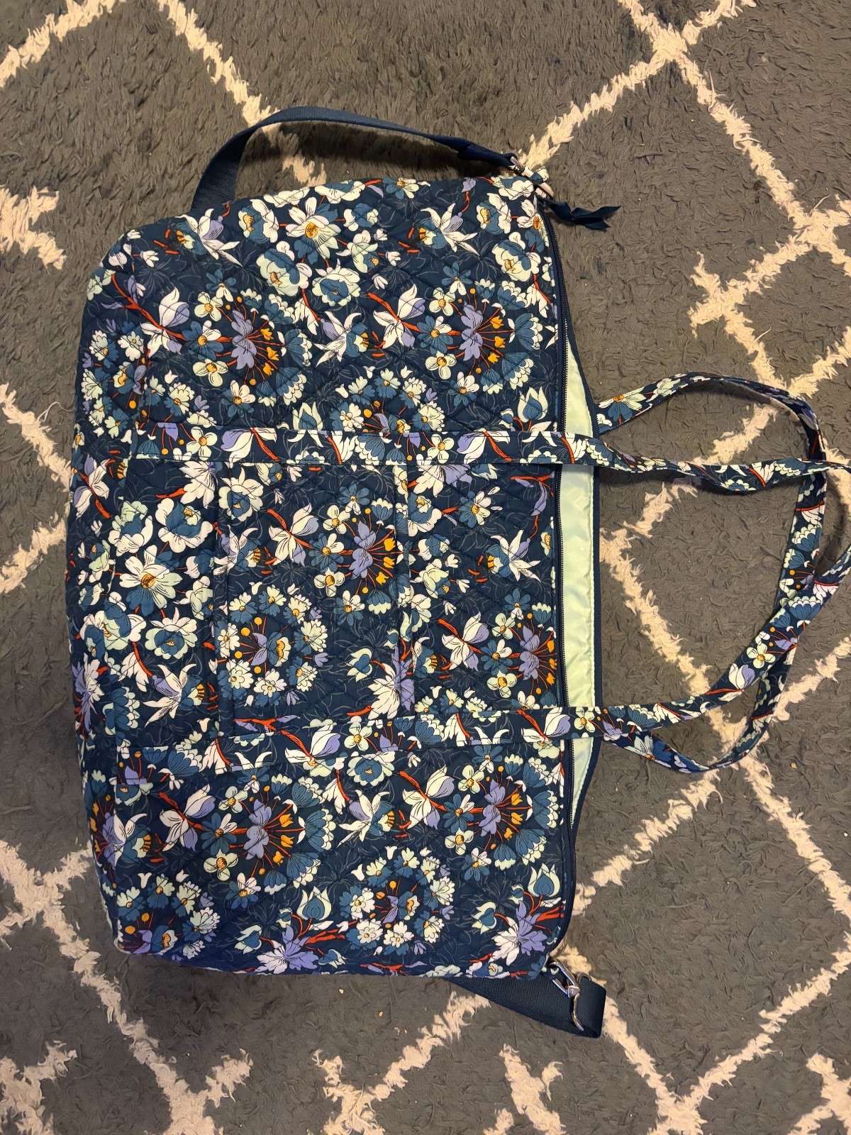 Vera Bradley Deluxe Large Travel Tote Bag Floral Burst