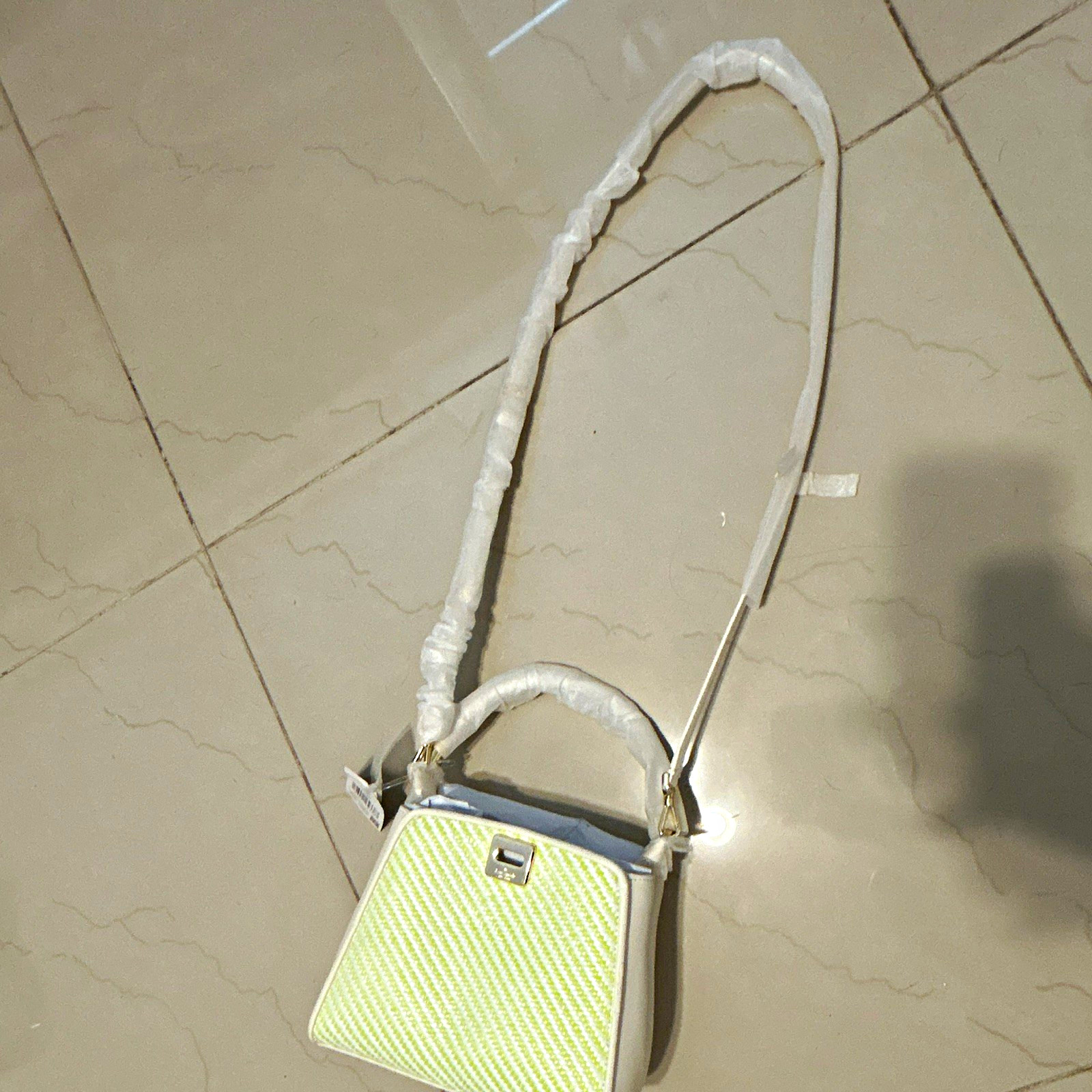 Small White Textured Crossbody Bag Top Handle Detachable Strap Buckle Silver