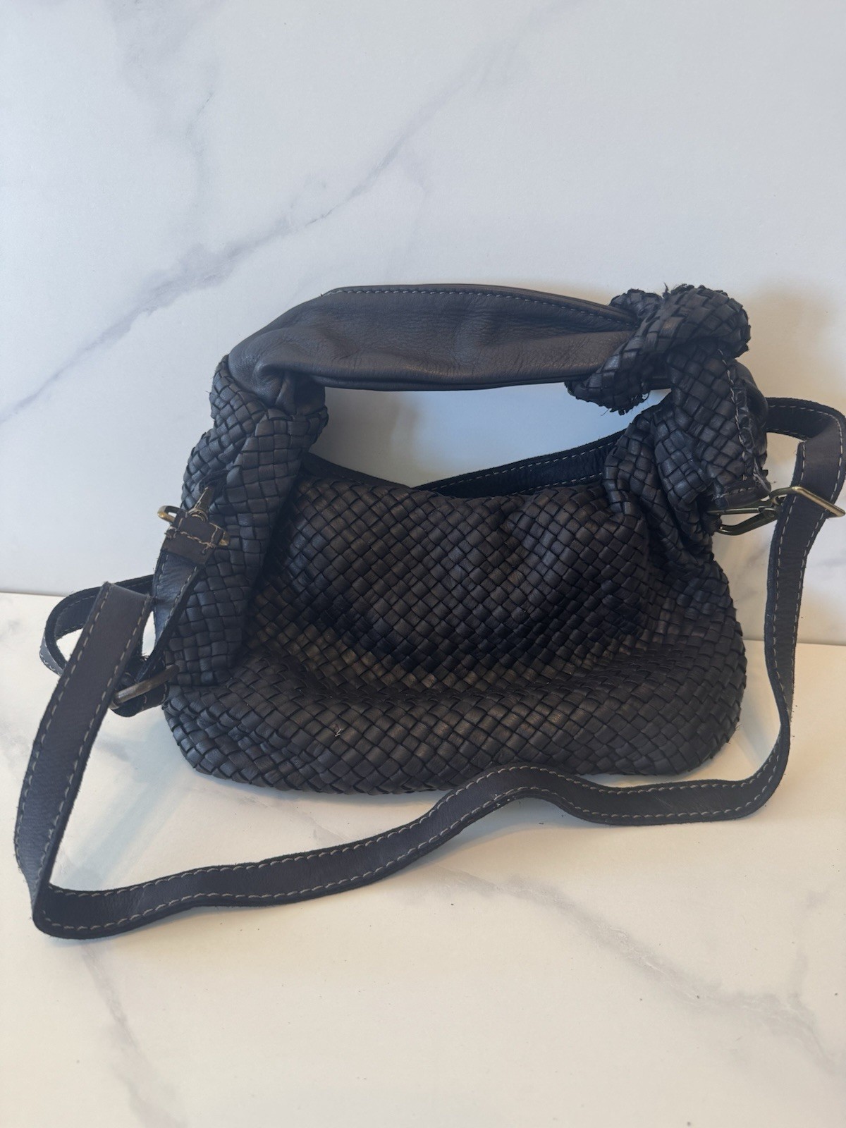 Mela D’Oro Leather Shoulder Bag Purse BL254 Black Nero 10”x7” Handle Knot NEW