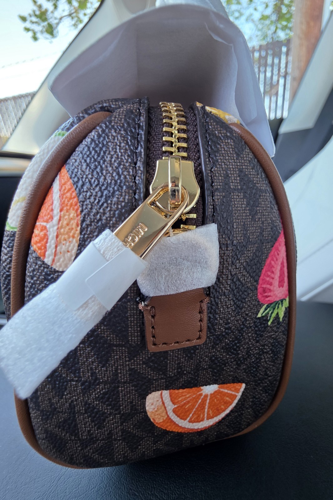 🍑🍋🍐Michael Kors Grayson Small Printed Signature Logo Duffel Crossbody Bag