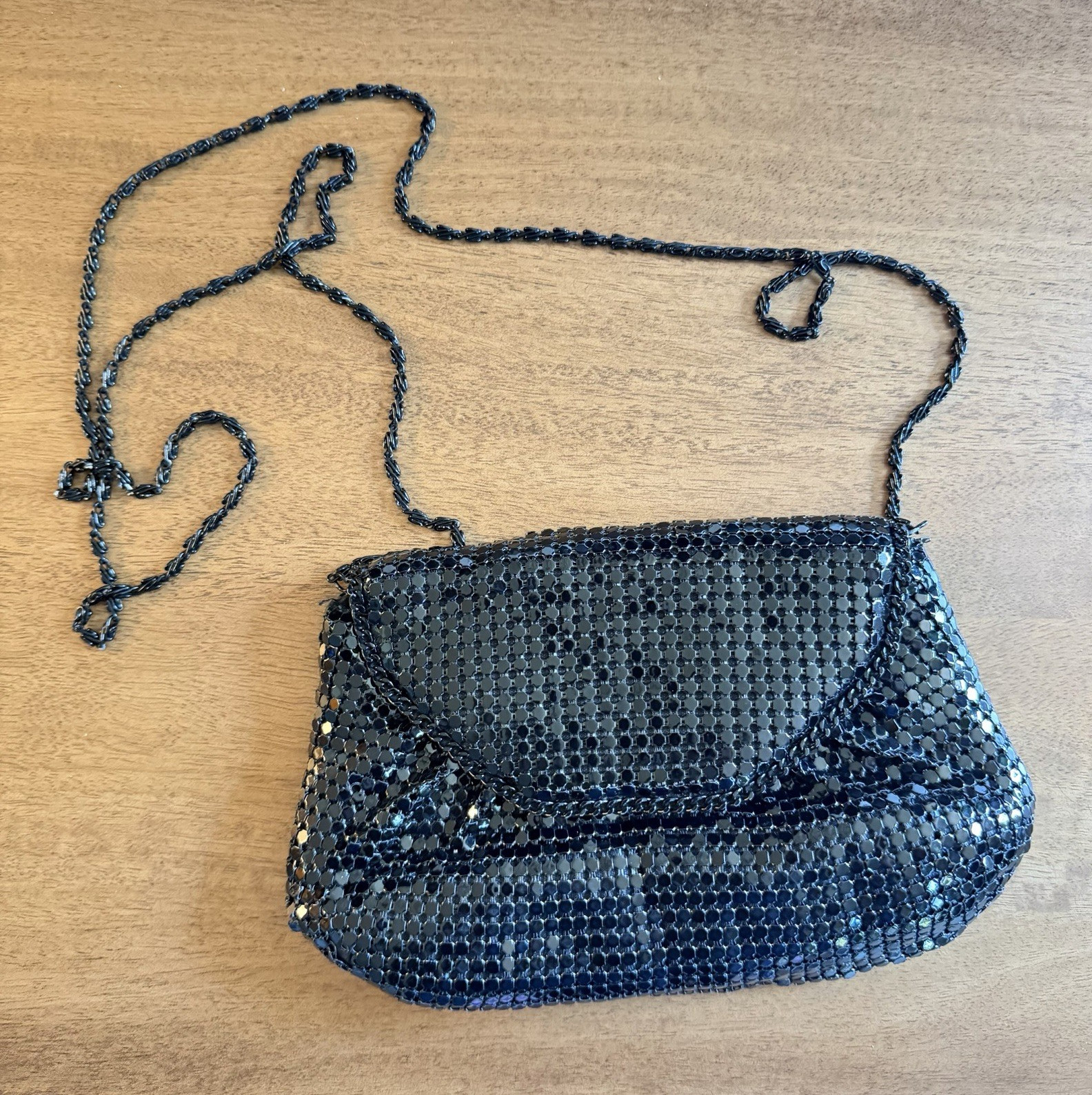 Vintage Black Metal Mesh Evening Bag Clutch Crossbody Purse Magnetic Snap EUC