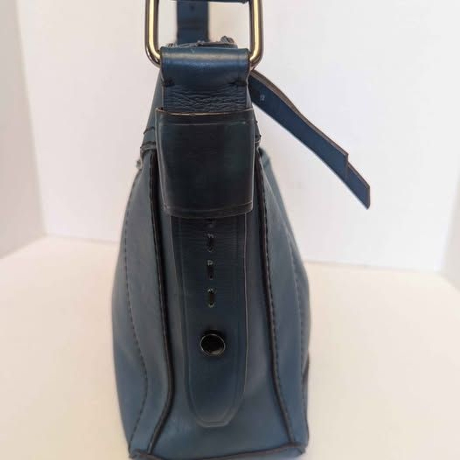 St. John’s Bay Turquoise Blue Retro Leather Purse Shoulder Bag 11x8x4.5″ Blk Hdw