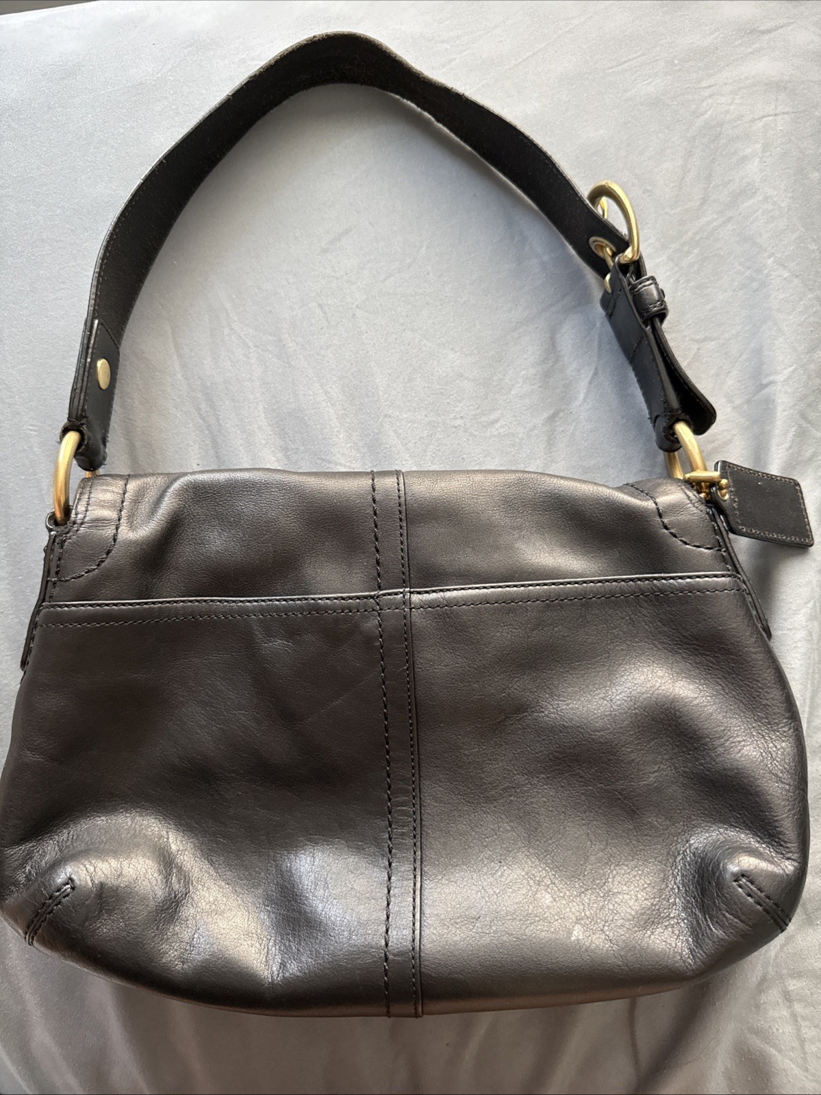 Coach Y2K 9248 Black Leather Soho Shoulder Bag Small/Medium Gold Hardware