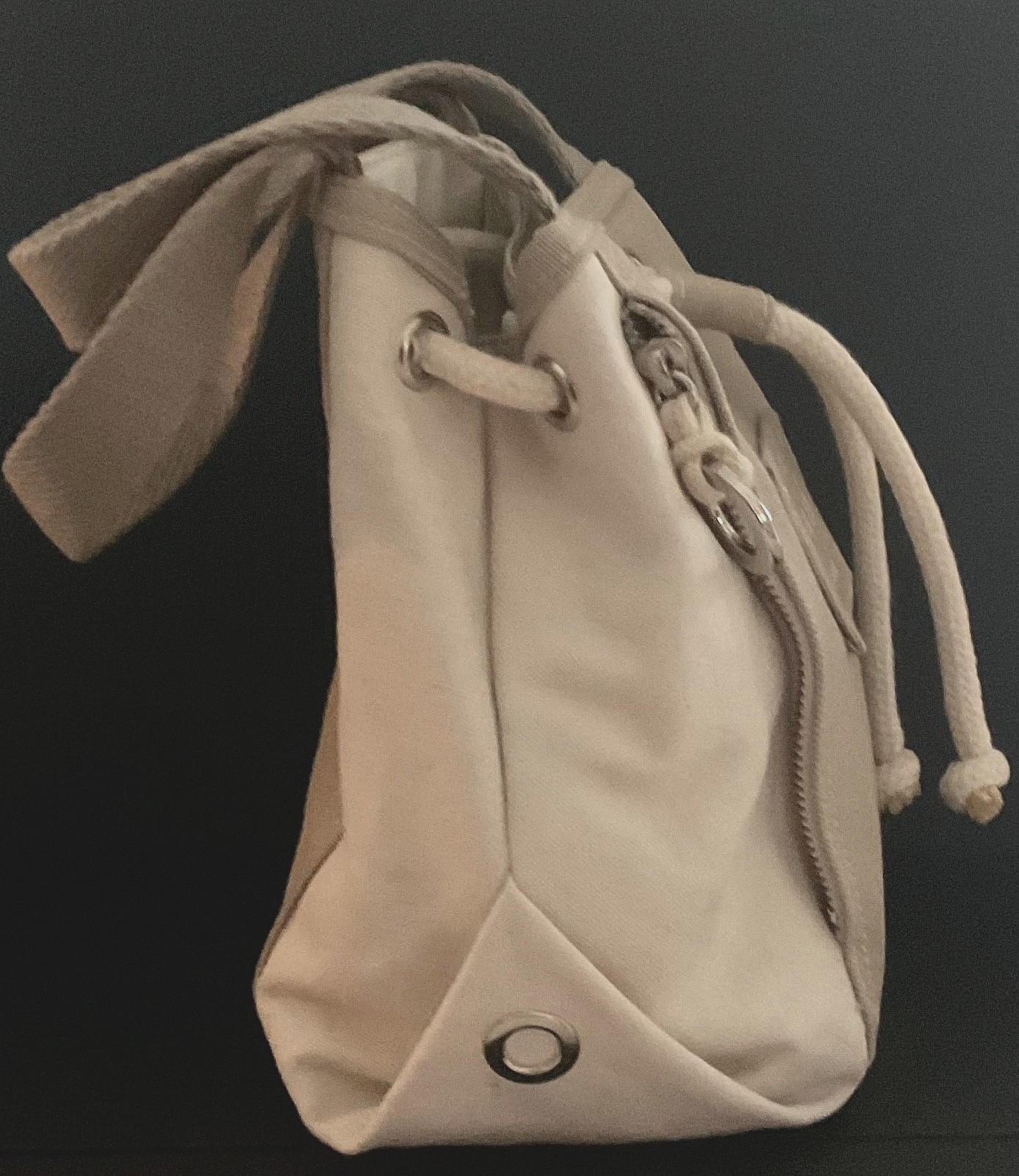 Vintage Liz Claiborne Liz Spirit Handbag Tote White Khaki Canvas 8″x 8″ x 6″