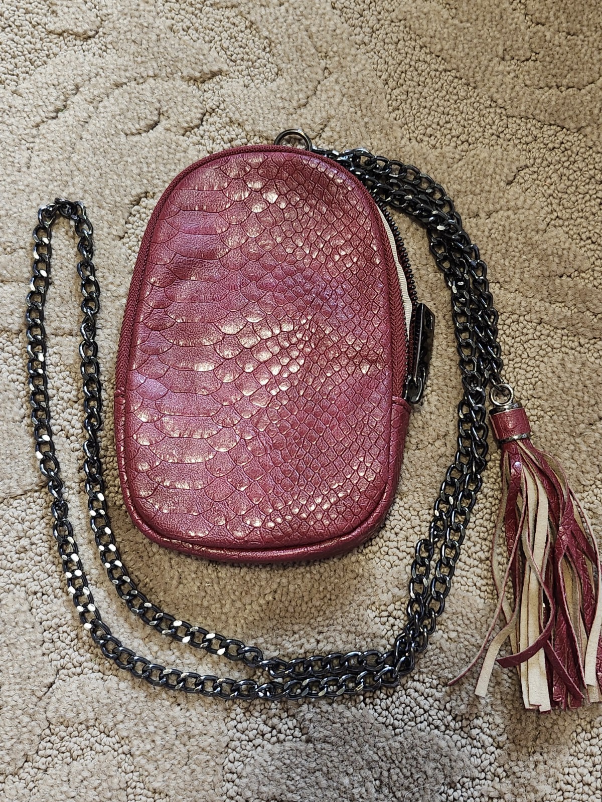 Sophie & Shannon’s Jewel Box Maroon Cell Phone Pouch Bag With Chain Tassel Strap