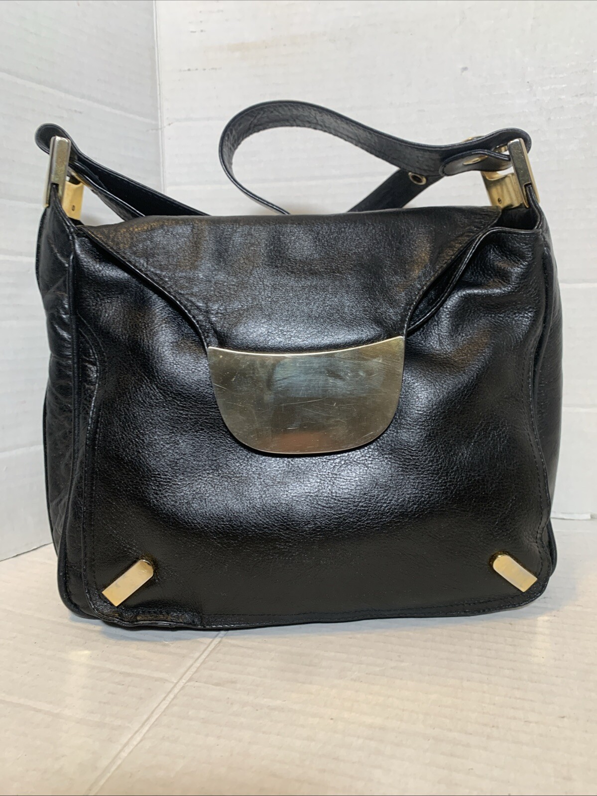 Susan Gail 80’s Black Leather Gold Accents Shoulder Handbag Purse Italy
