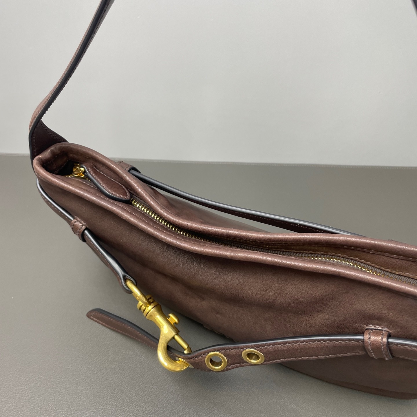 Miu Miu Pre-Owned Authentic Underarm Bag Wood Free Tracked Shipping