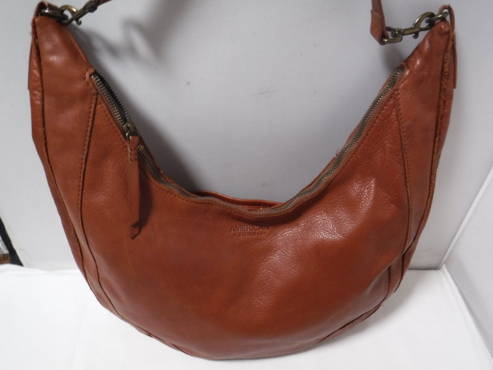GA2 American Leather Co. Davis Brown Crescent Moon Hobo Detachable Strap Bag