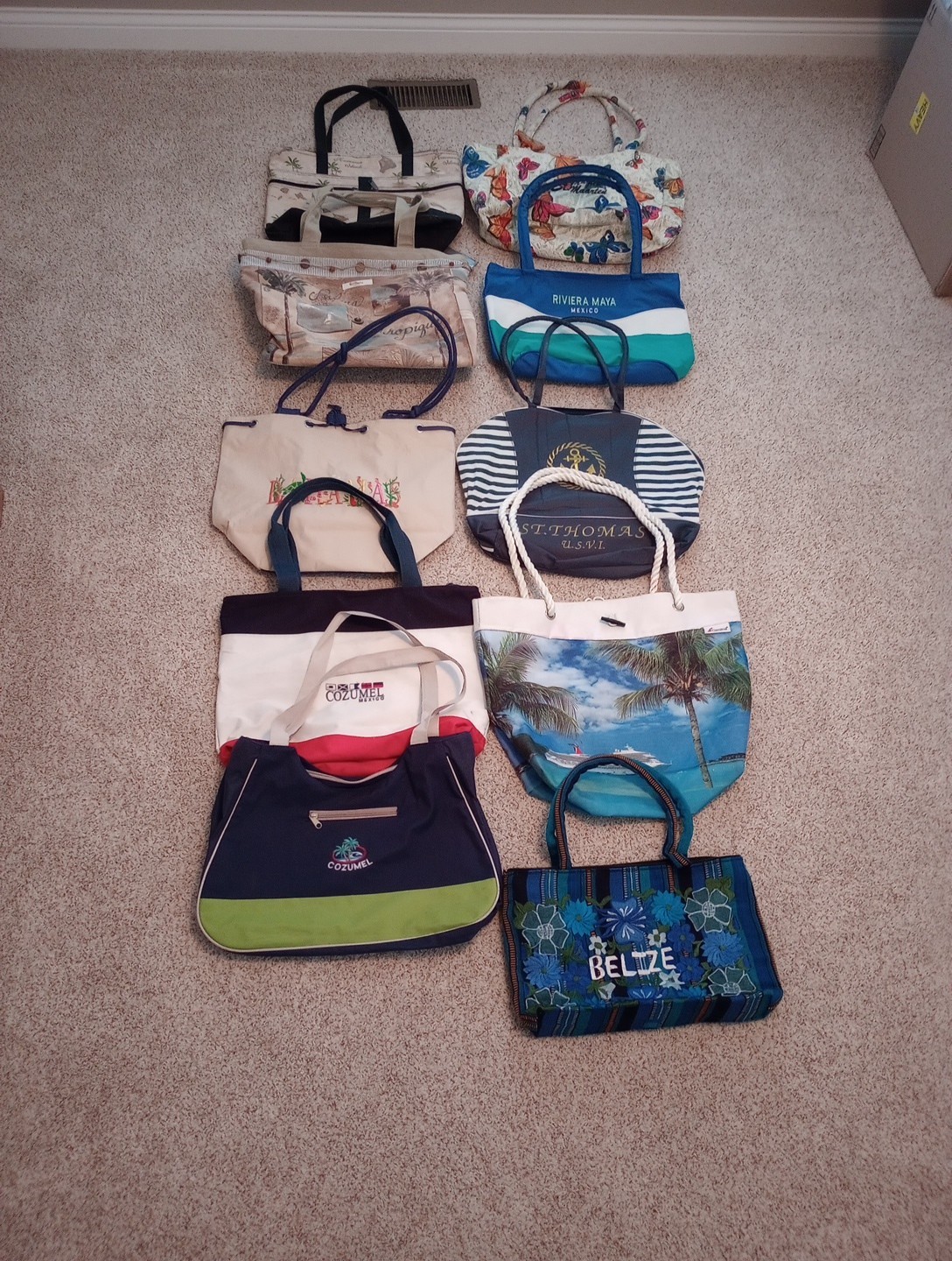 Lot of 10 beach tote bags, Collectable Caribbean & Vacation Destinations, Nice!