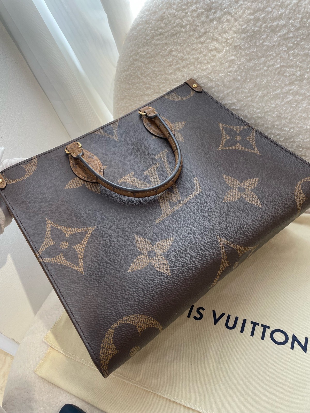 Louis Vuitton onthego Medium Old Flower Caramel Double Tote (34 × 13 × 26)cm