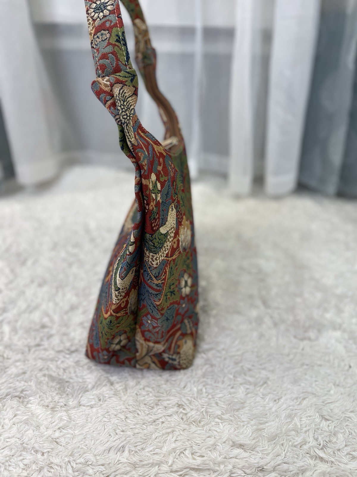 Signare Shoulder Bag Multicolor Floral Bird Pattern Zip Lined Inner Pockets