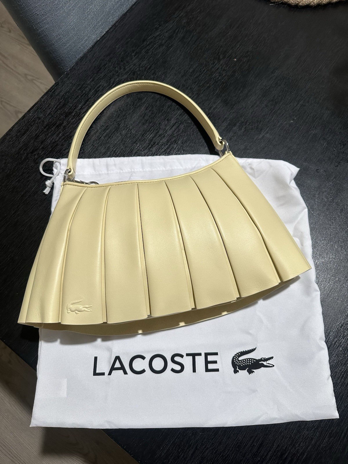 Lacoste Runway Lenglen Medium Leather Bag, Flan Color R27 Pleated Paris
