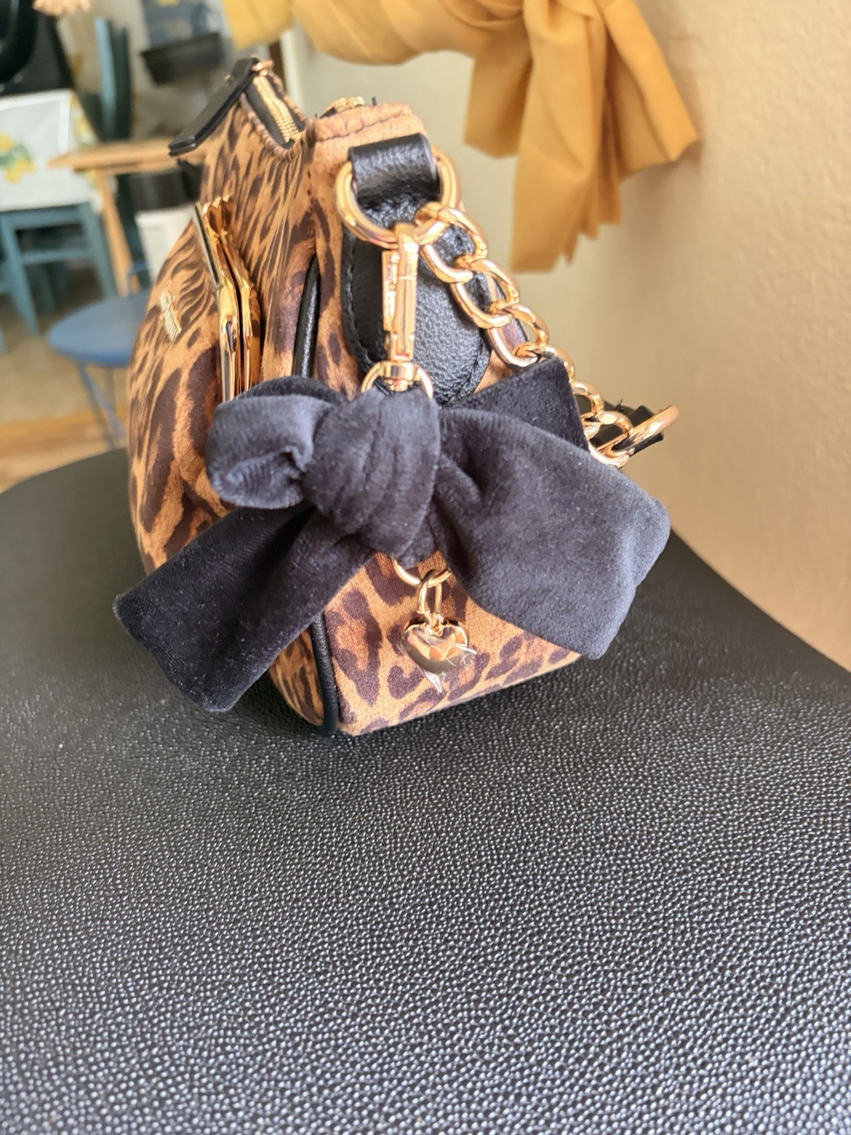 Juicy Couture Leopard Print Shoulder Bag Chain Strap Bow Charm Zip Closure