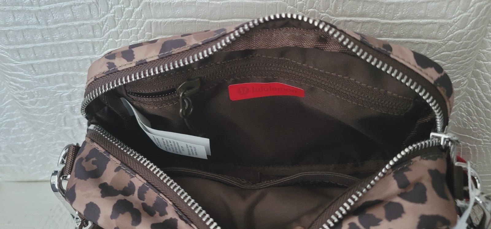 NWT Lululemon Everywhere Crossbody Bag 2L~ Multi/Oxford Red/Walnut Crunch/Silver