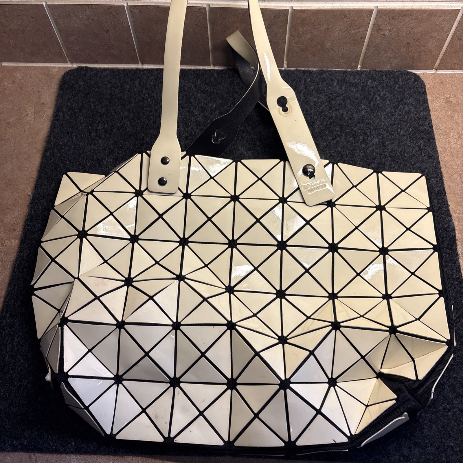 Bao Bao Issey Miyake Bag Geometric Off White Tote Bag Very Cool