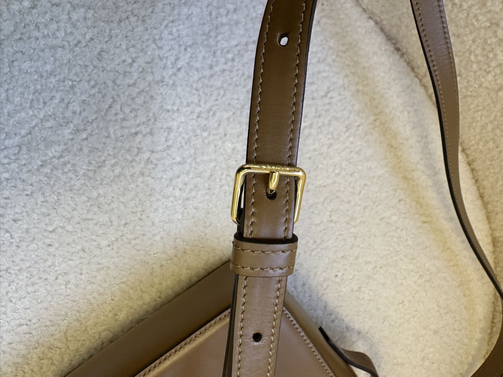 Celine Triomphe Teen Caramel Cowhide Leather Crossbody Shoulder Bag Duty Paid