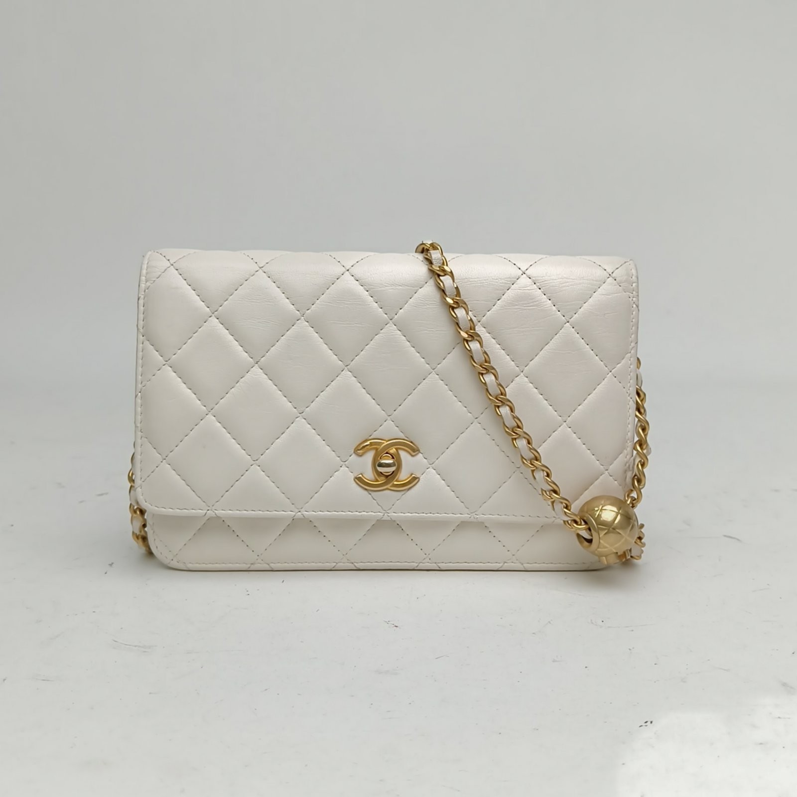 CHANEL CF WOC 19cm White Lambskin Crossbody Bag