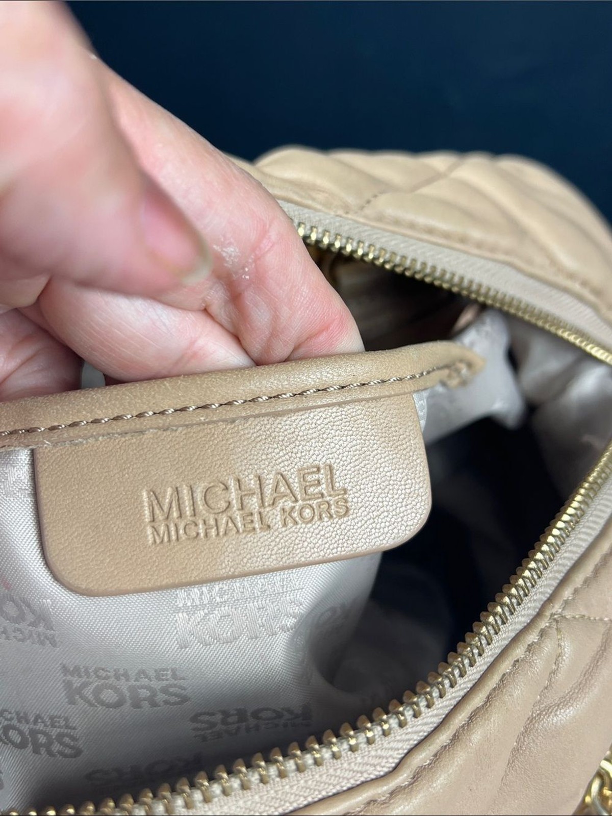 Michael Kors Susannah Large Quilted Lamb Leather Beige Gold Chain Satchel | EUC