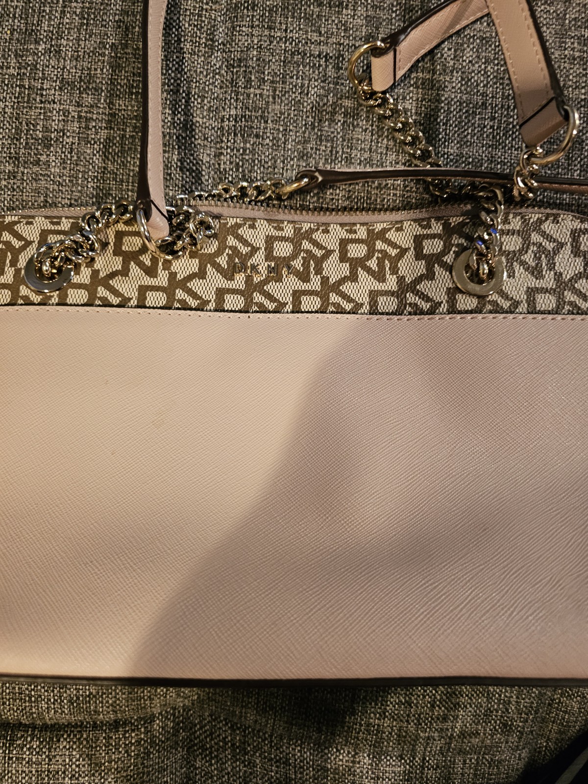 DKNY Signature Brown, Beige And Pink Shoulder Bag With Chain Strap