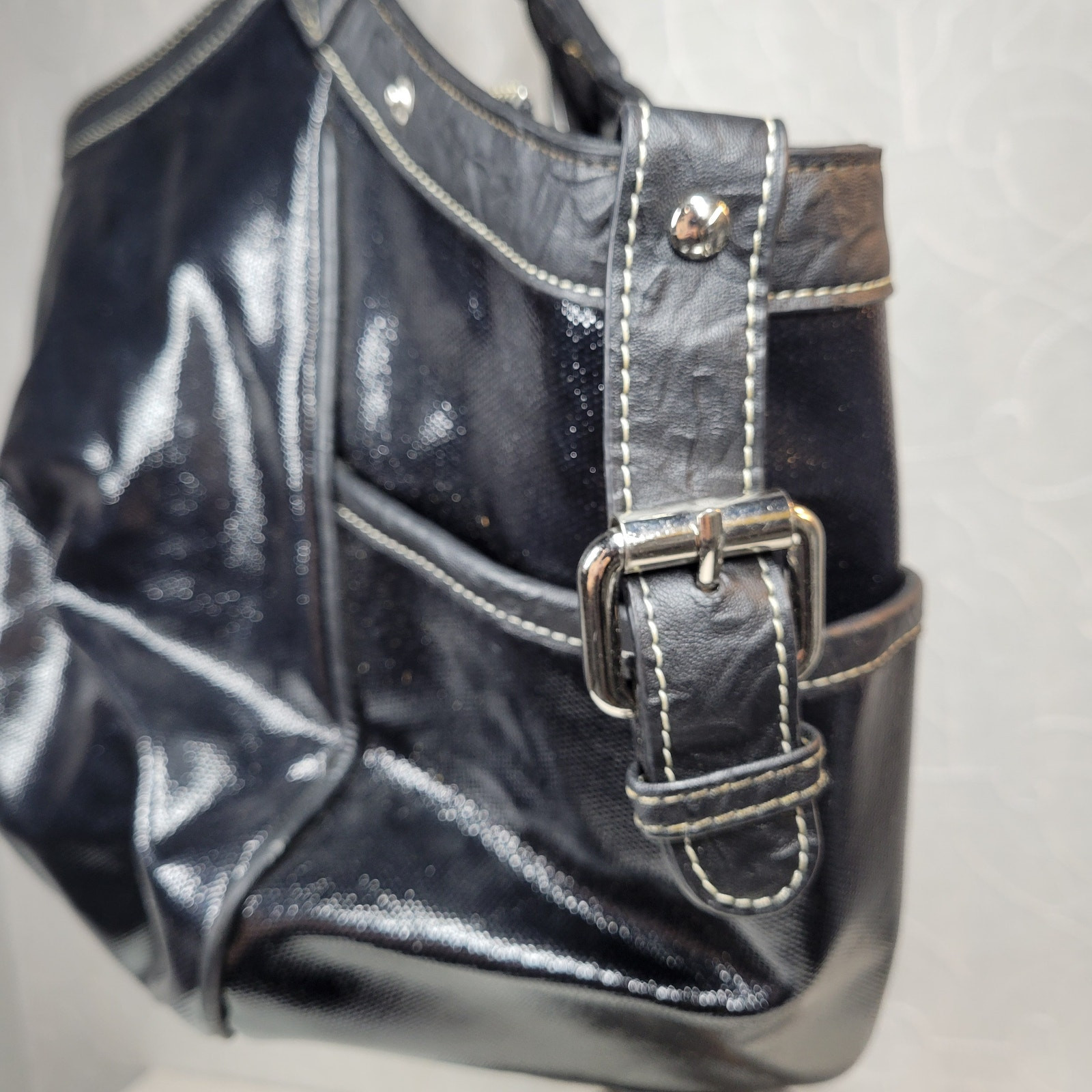 Via Spiga Womens Shoulder Bag Large Black Patent Leather Pockets Lined Hobo