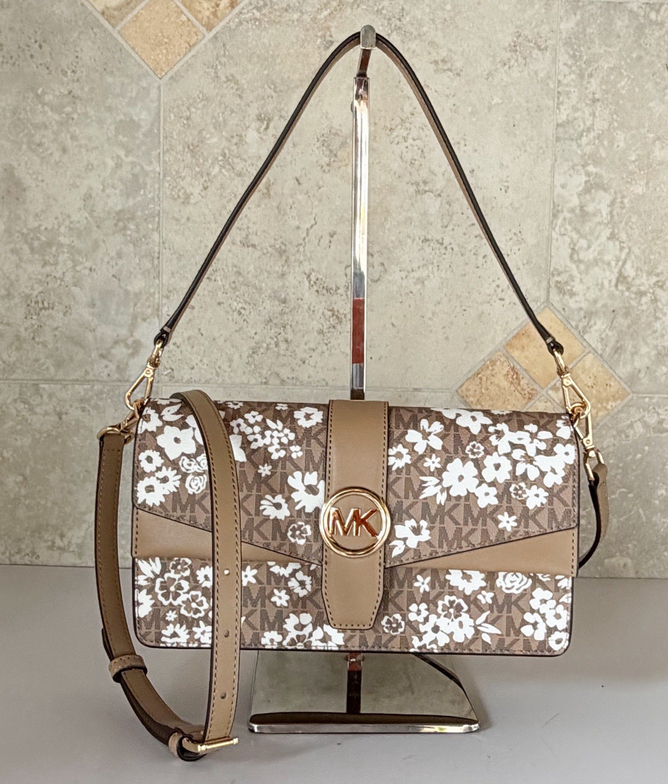 Michael Kors Greenwich Medium Flap Shoulder Crossbody Bag MK Camel Multi