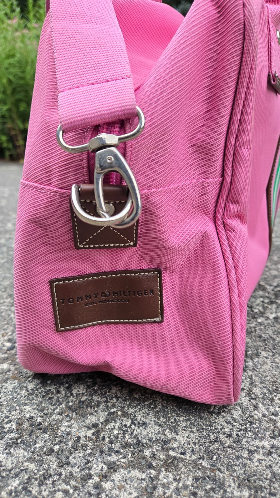 Vintage Tommy Hilfiger Y2K Pink Duffle Shoulder Crossbody Bag