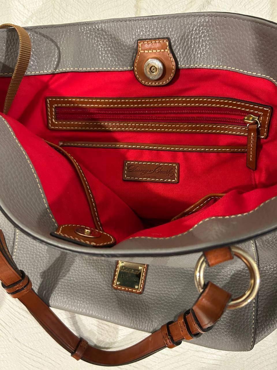 Authentic Dooney & Bourke Pebble Grain Lexington Tote with Adjustable Straps EUC