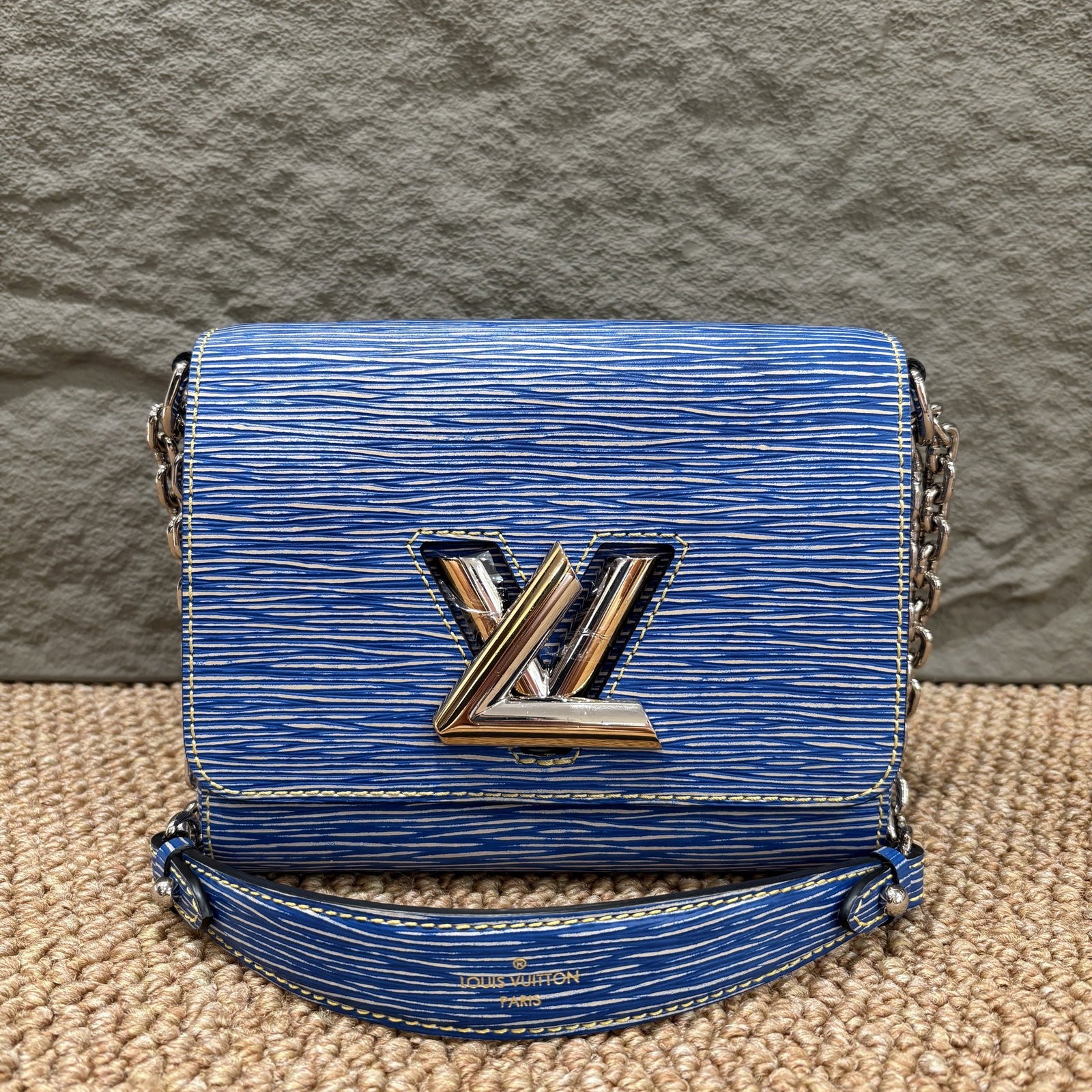 Louis Vuitton Twist Pm Blue Epi (jd1009a4)