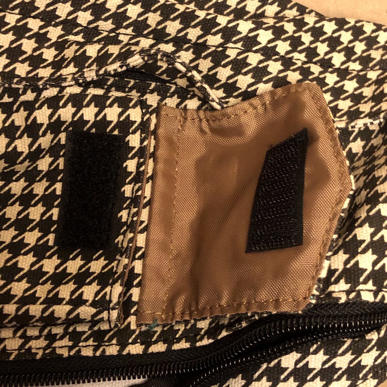 Kavu Rope Sling Bag Chevron Black White Backpack Crossbody