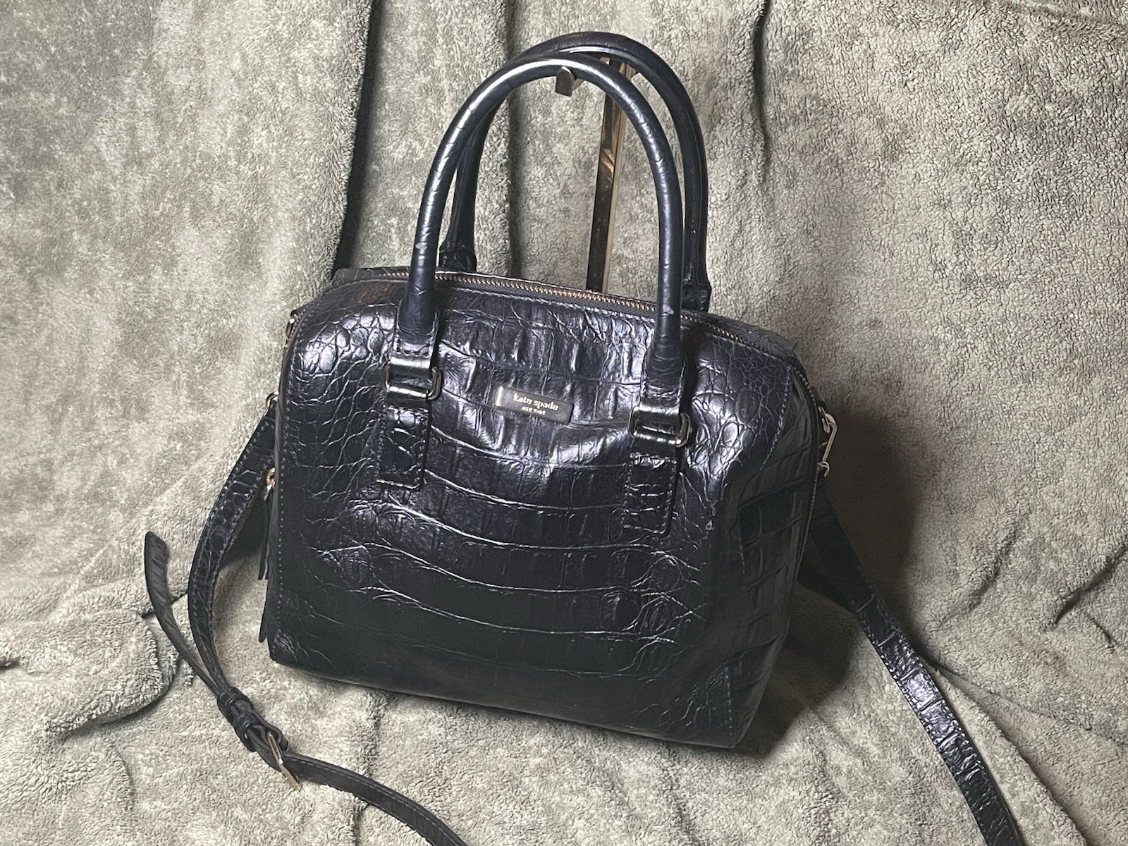 Kate Spade New York Black Croc Embossed Satchel Zip Top Handle Strap Pockets