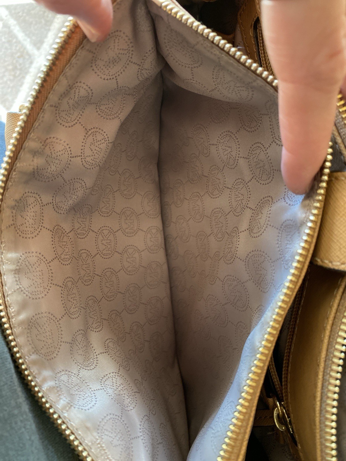 Michael Kors Sutton Suntan and Black- Rare