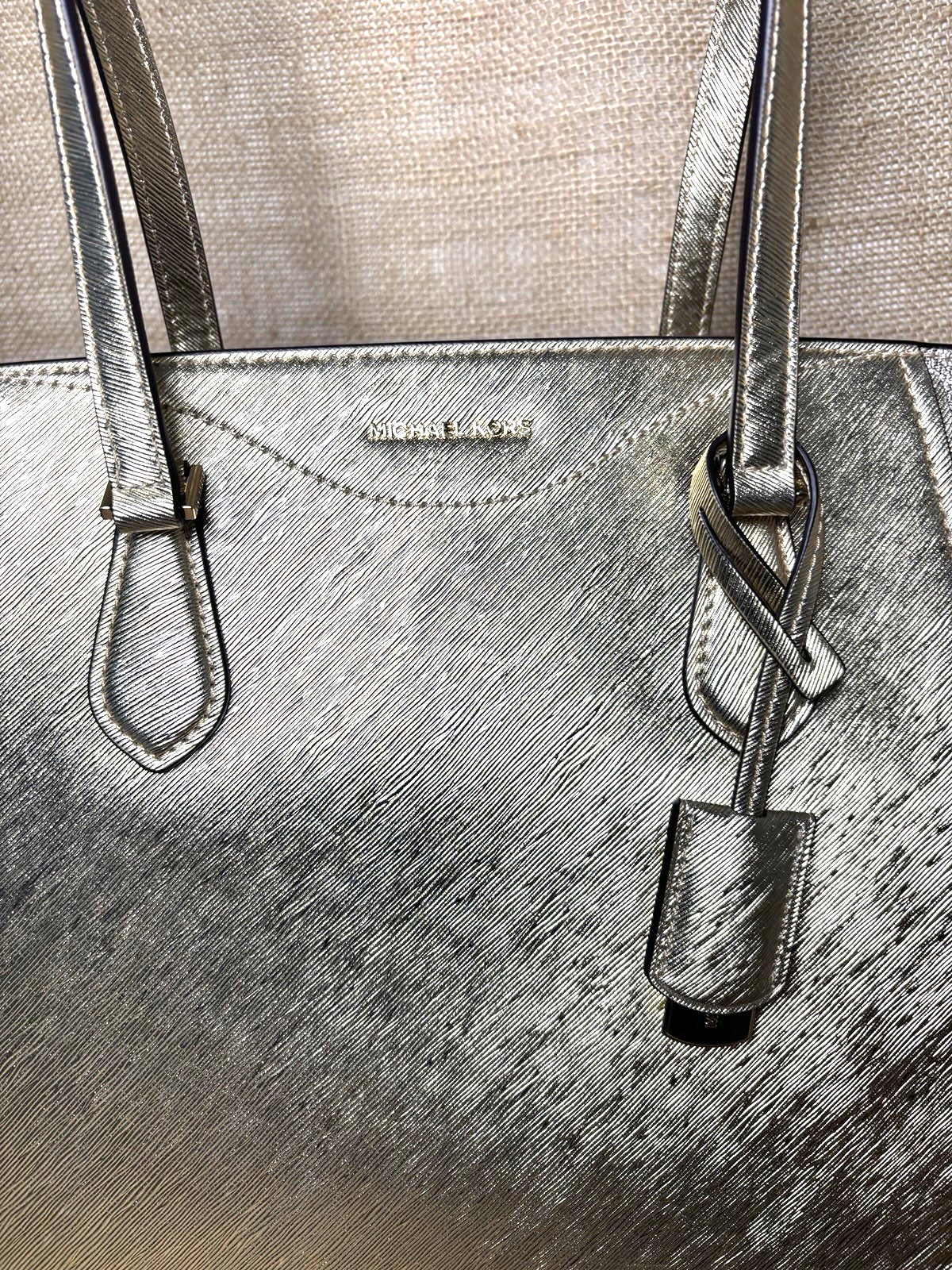 NWT Michael Kors Taryn Large Metallic Tote Pale Gold Signature Side Pannels