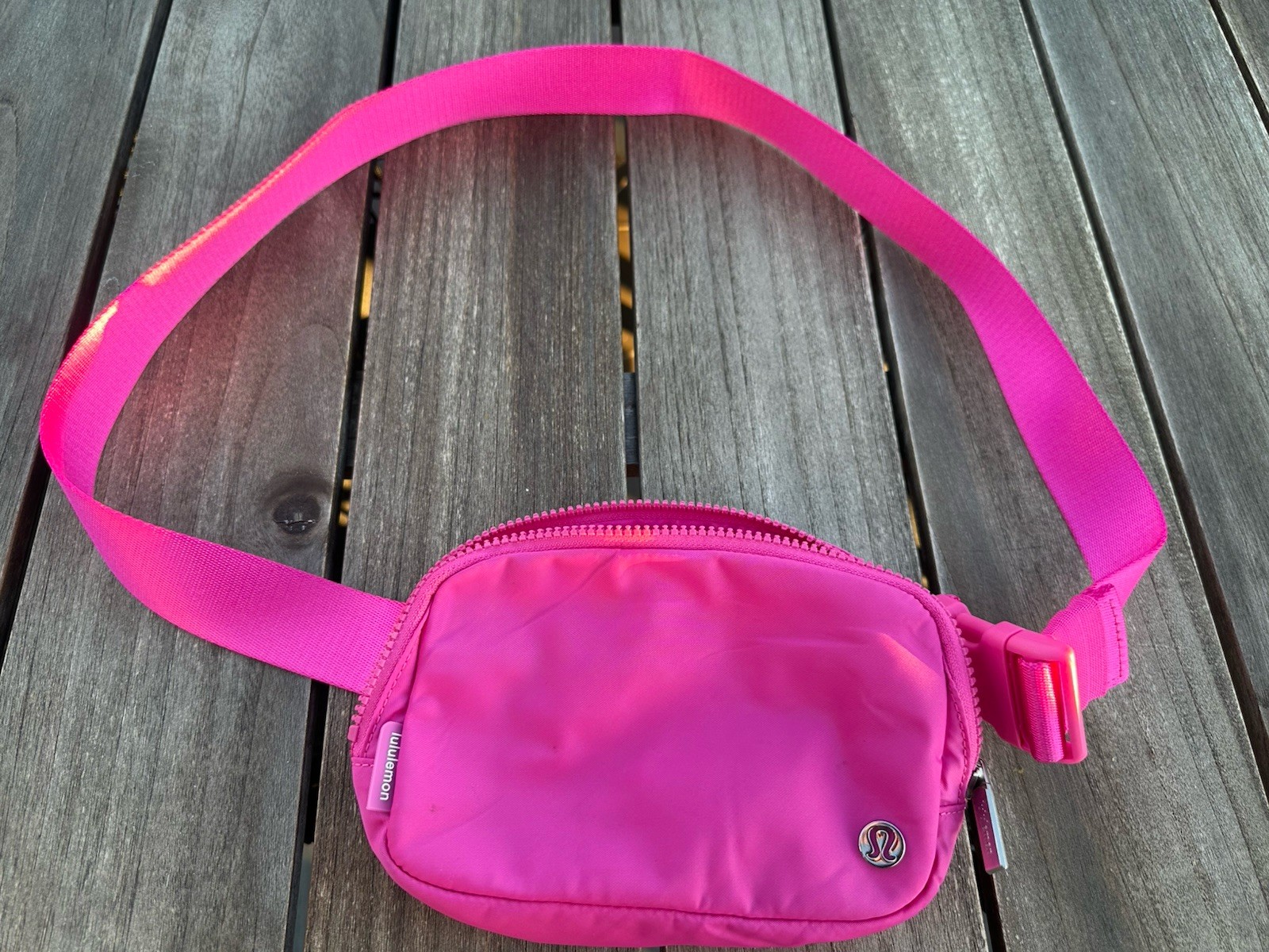 Lululemon Everywhere Belt Bag 1L Hot Pink/Sonic Pink