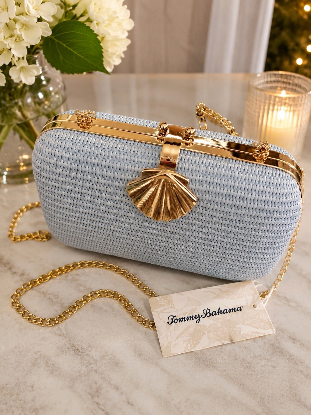 Tommy Bahama Light Blue Shell Clutch Crossbody Bag Gold Chain Strap Lined