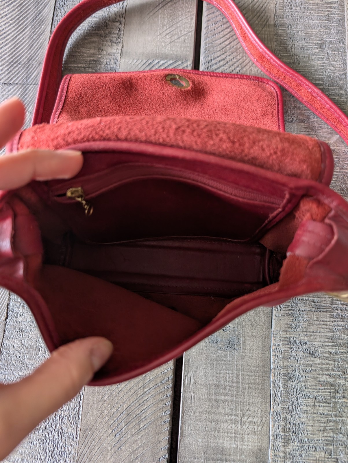 Vintage Coach Legacy Companion Flap Turn Lock Crossbody Red Leather 9715