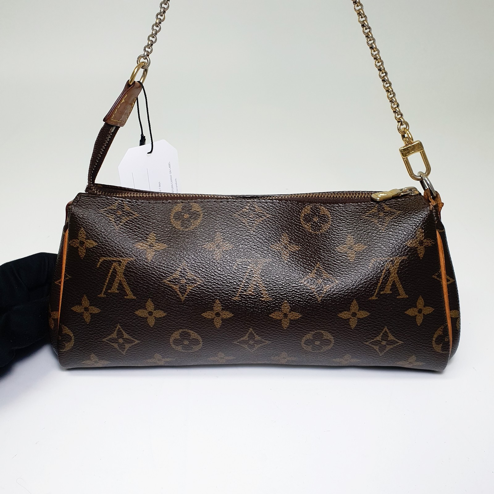 Authentic Louis Vuitton Eva Clutch Monogram M95567 Guaranteed Genuine Bag CLA667