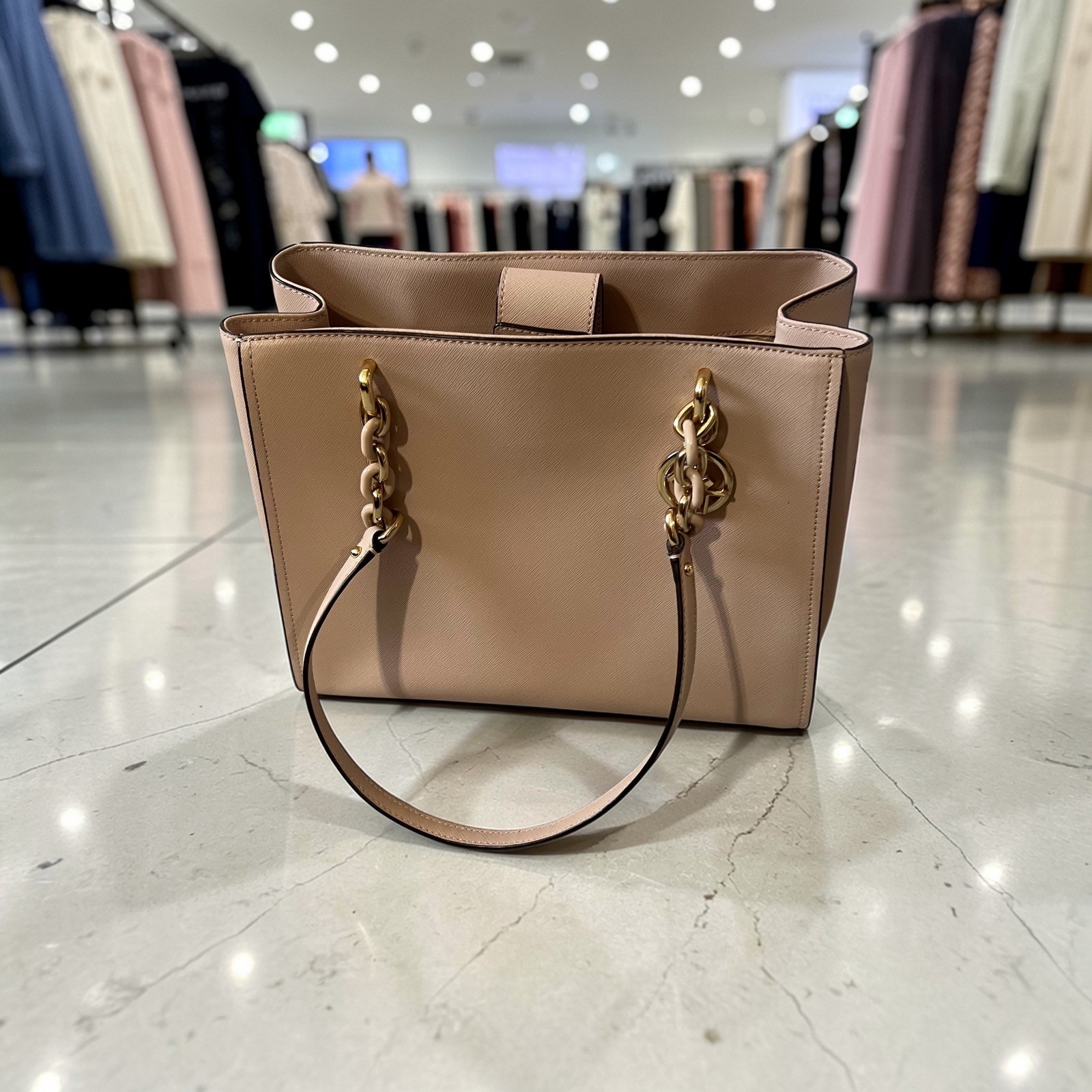 Michael Kors Cynthia Tote Women Large Pink Excellent Saffiano Leather Gold Chain