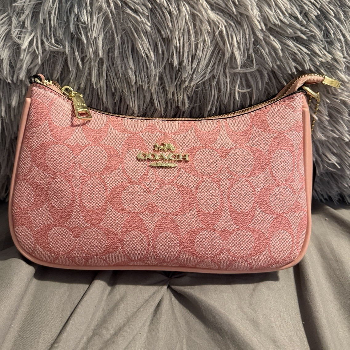 Coach Pink Signature Logo Small Shoulder Bag Zip Top Lined Detachable Strap