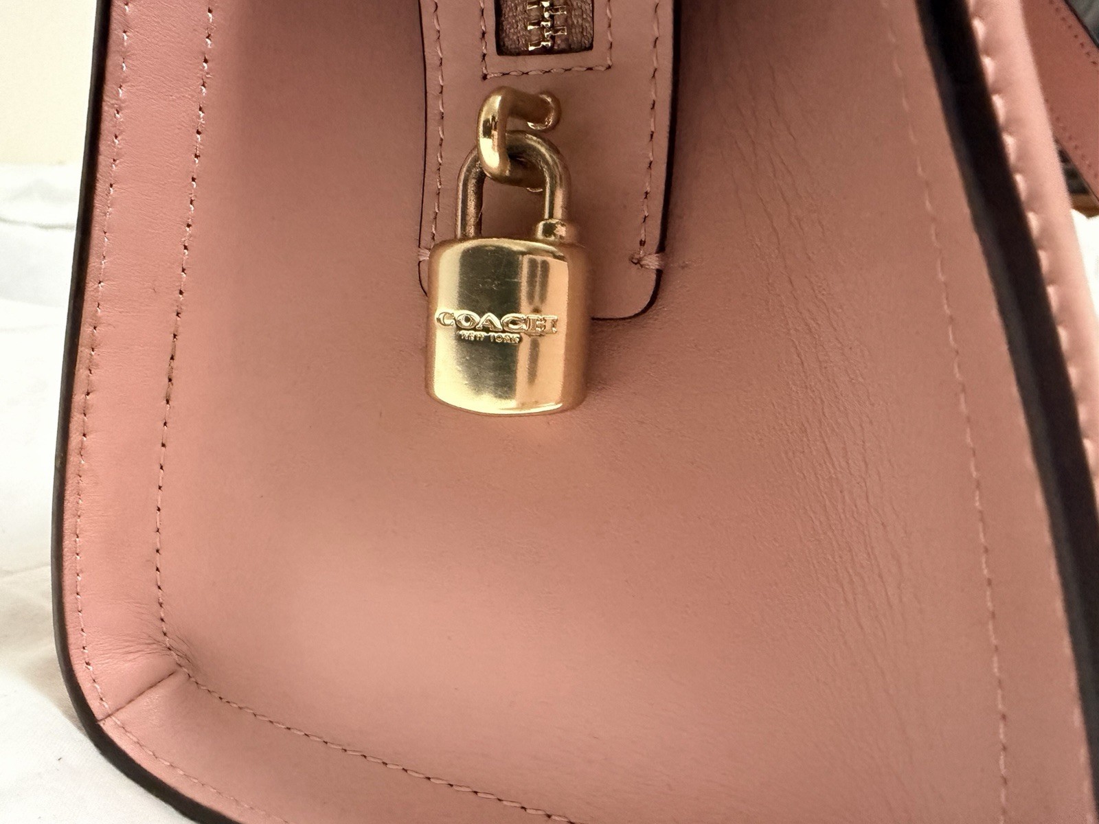 Coach Art Deco Pink Quilted 2 Way Zoe Satchel EUC