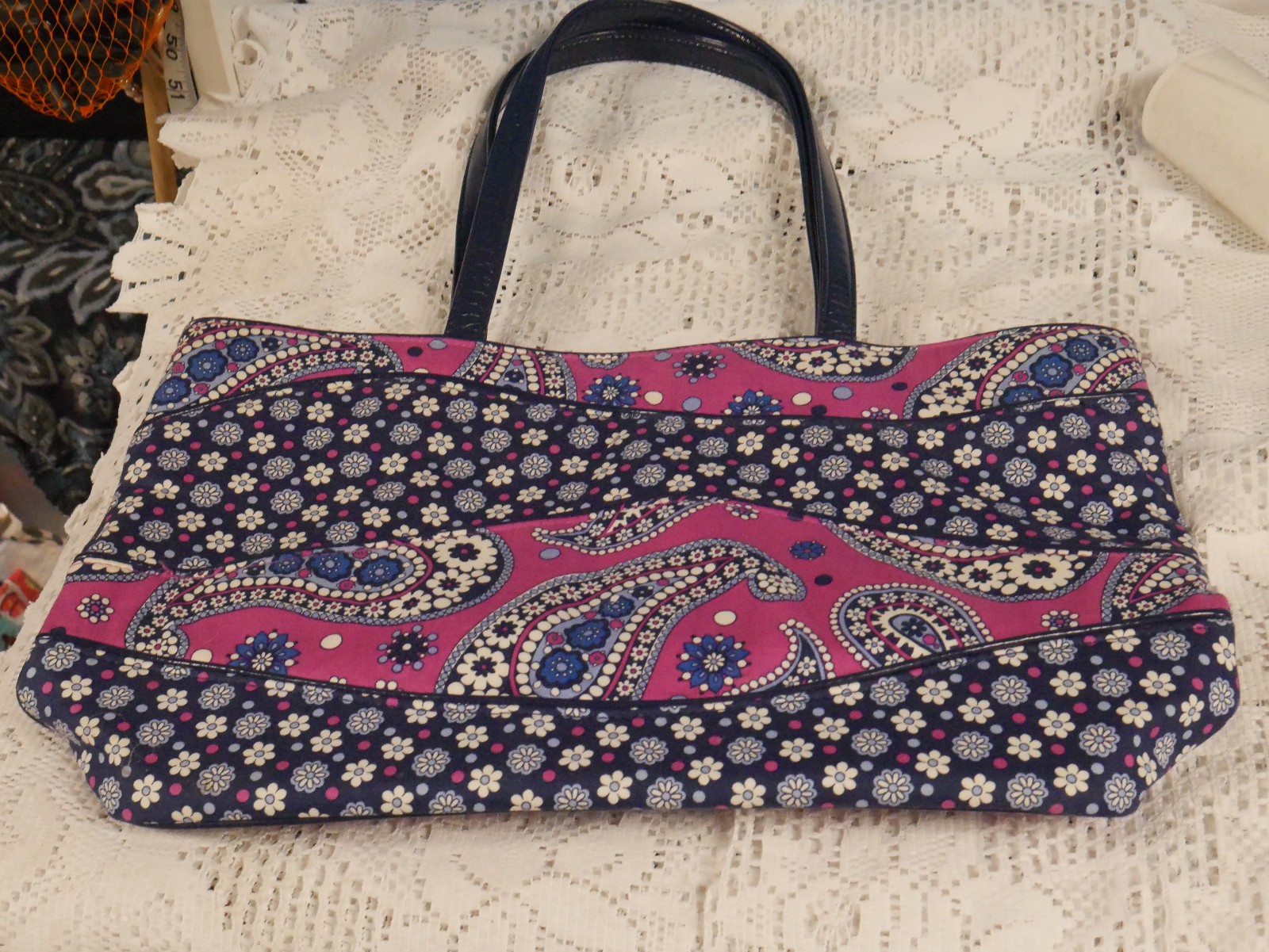 NWOT VERA BRADLEY BOYSENBERRY PAISLEY FLORAL TOTE BAG PURSE NAVY PIPING/HANDLES