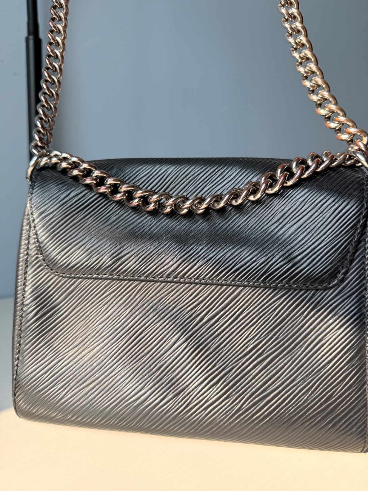 Louis Vuitton MOnogram Twist MM shoulder bag