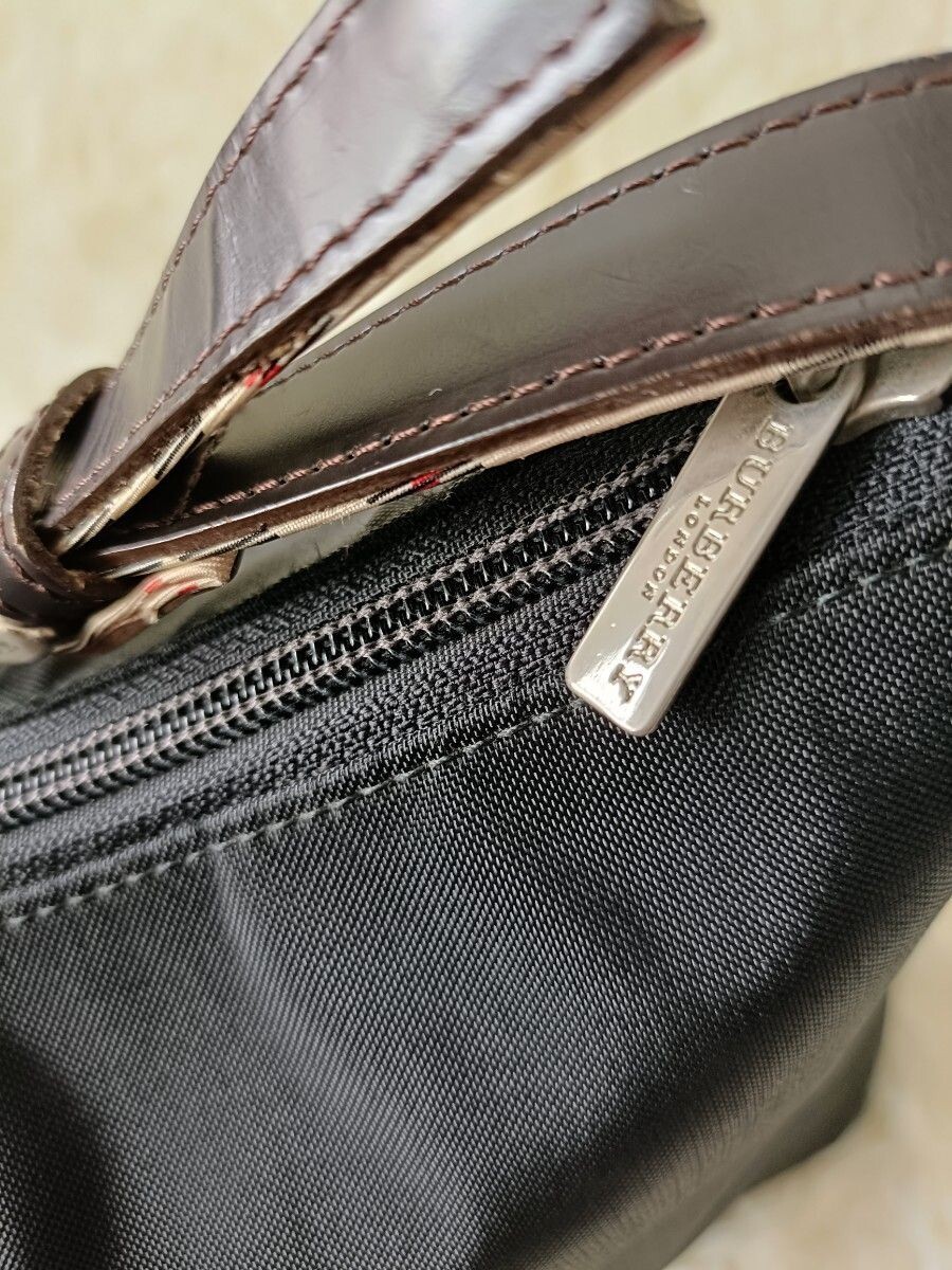 Burberry Nova Check Black Nylon Leather Shoulder Bag Vintage Women 20cm
