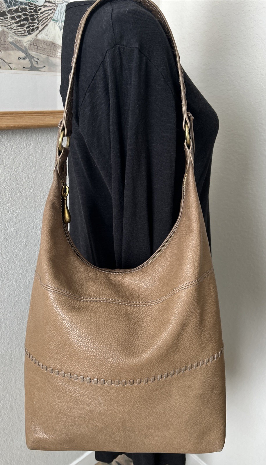 Hobo Entwine Brown Leather Shoulder Bag Whipstitch Detailing Floral Lining Large