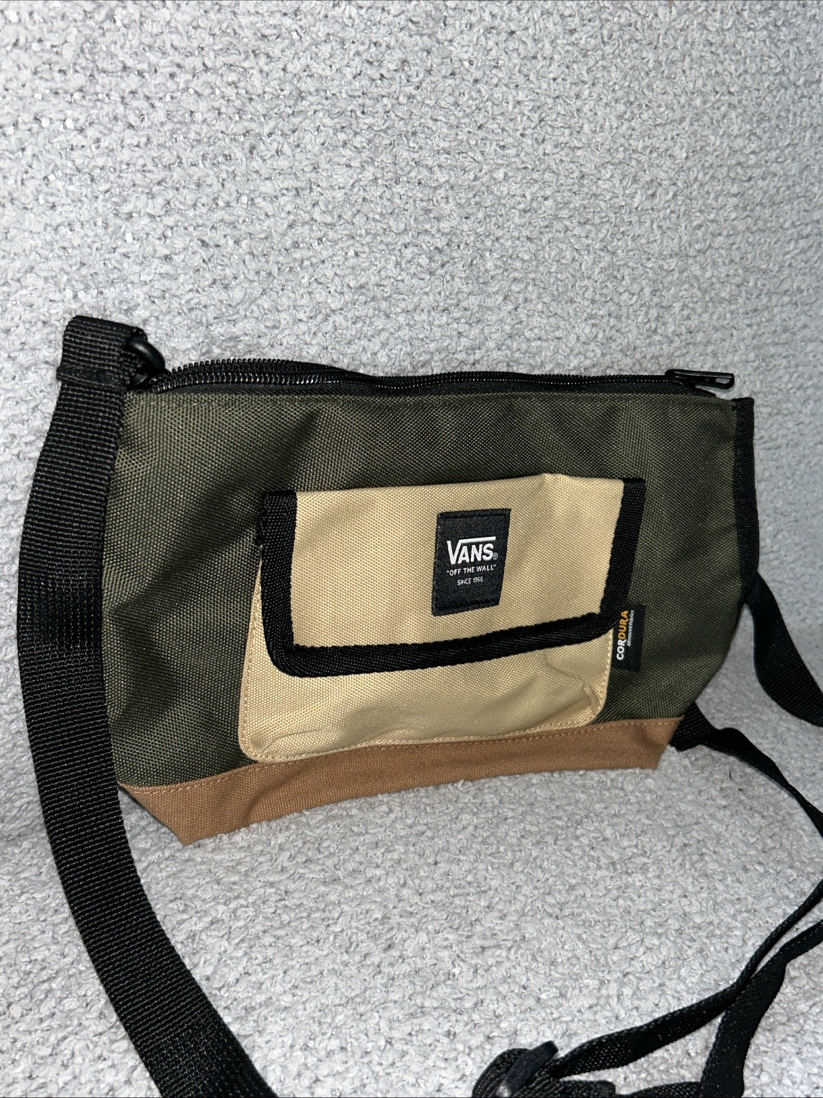 VANS Out And About CROSSBODY Shoulder Bag WOOD THRUSH Travel School CORDURA