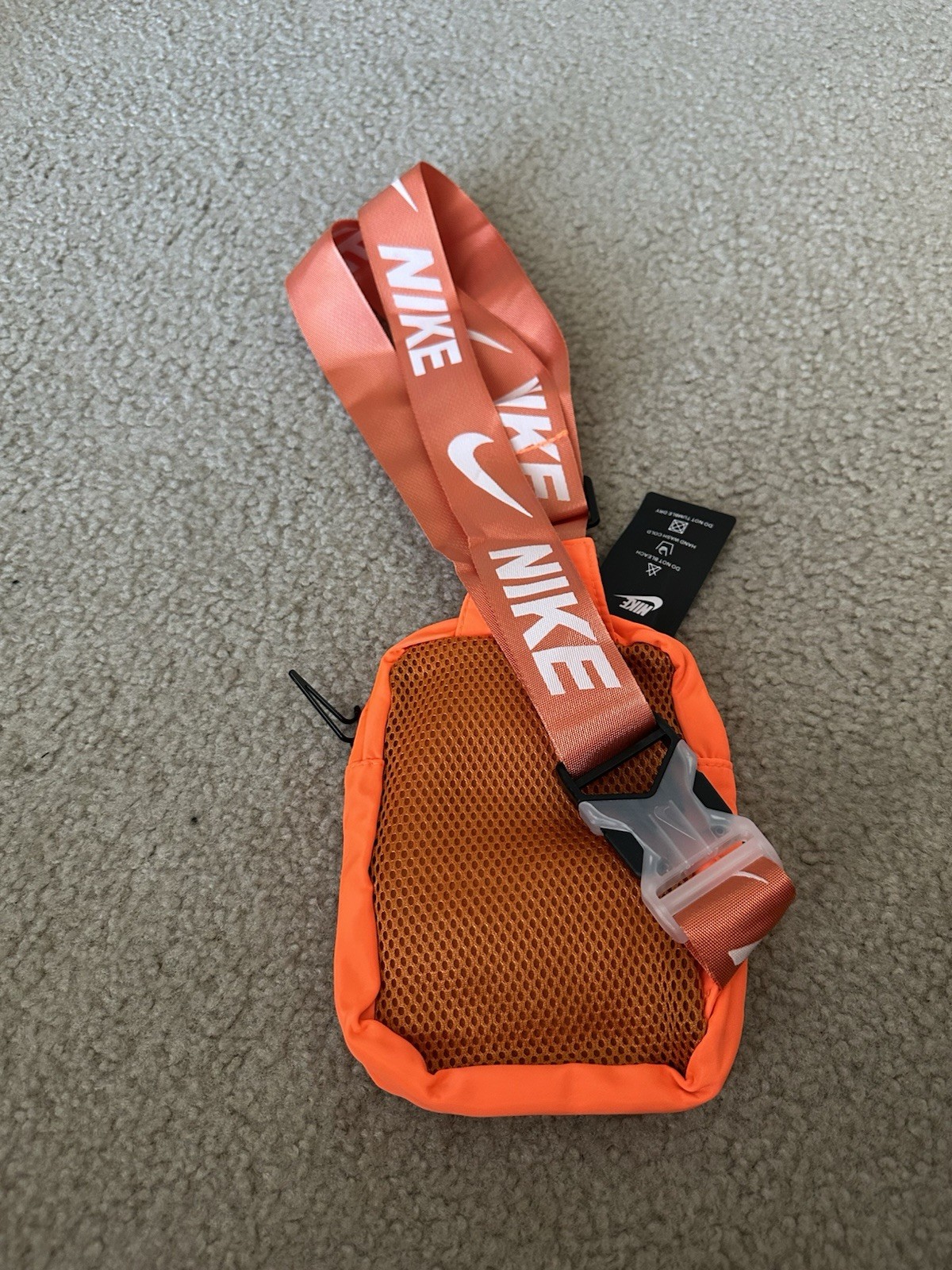NWT Nike Mini Adjustable Sling Crossbody Shoulder Bag 5×7